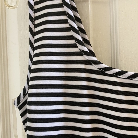 FINAL MARKDOWN NWT roommates ladies dress 1x - Picture 3 of 6